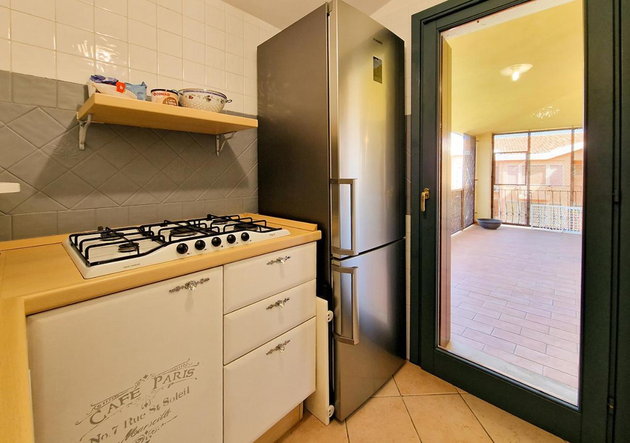 Murphy Holiday Home - Residenza Aldo Moro 02 La Maddalena  Exteriör bild