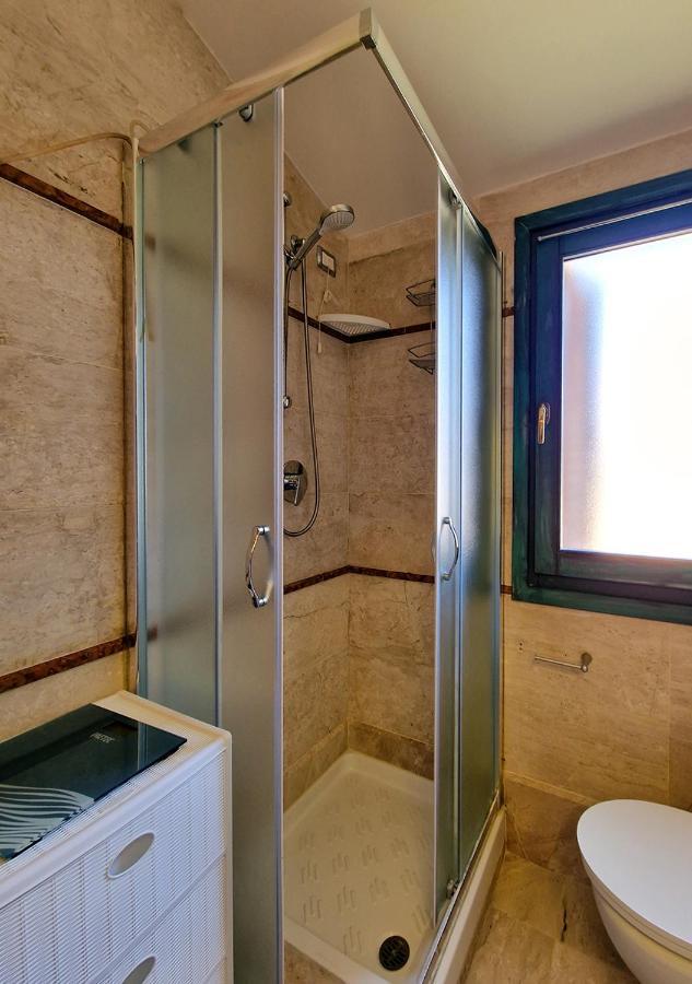 Murphy Holiday Home - Residenza Aldo Moro 02 La Maddalena  Exteriör bild